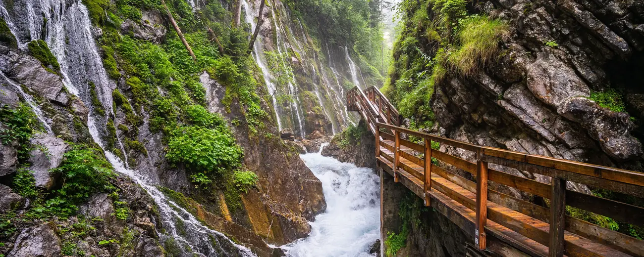 Schlucht mit Wasser in Deutschland